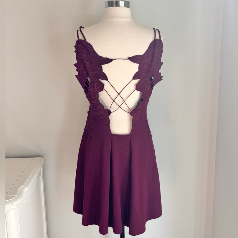 Free People Cha Cha Ponte Like A Dream Embroidered Dress in Plum Wine, Sz L - Picture 3 of 8